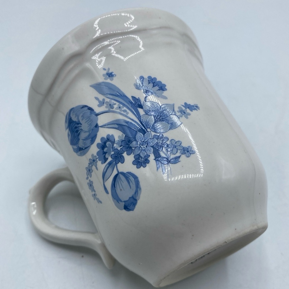 Jardin Bleu Brick Oven Stoneware Mug Coffee Cup Tea Blue Flowers